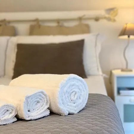 Homey Experience - Blu Attic Seaview Apartment *